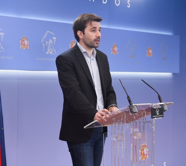 Podemos critica la inacción de Sumar ante el incremento del gasto en Defensa y pide "una nueva izquierda en pie"