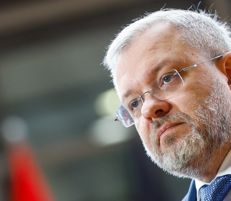 Ucrania se ofrece a ayudar a España para restablecer el suministro eléctrico