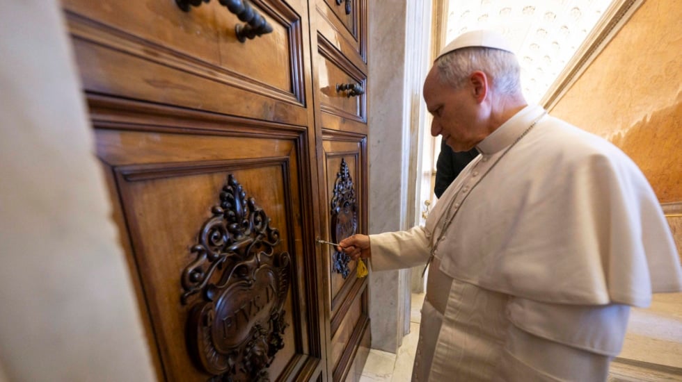 Mudanza en El Vaticano: León XIV reabre el apartamento privado que Francisco rechazó usar