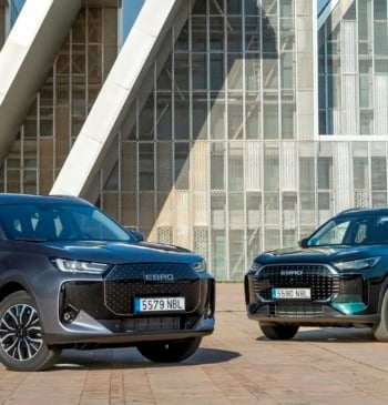 Ebro s700 PHEV y s800 PHEV: Híbridos enchufables de largo recorrido