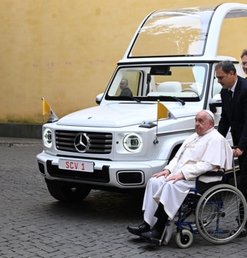 Así será el nuevo papamóvil de León XIV