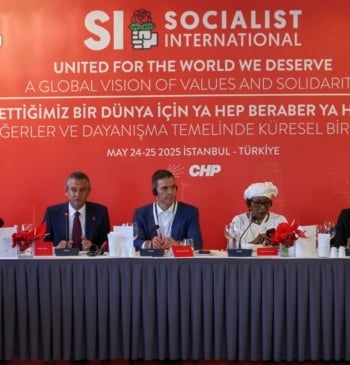 Sánchez, en Estambul, insta a los socialdemócratas a alzarse contra Israel: "No [...]