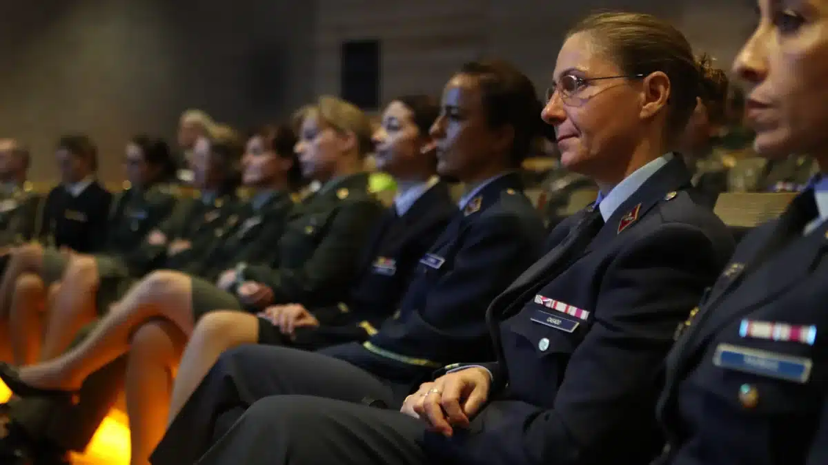 Las Siete mujeres coronel que han terminado el curso de ascenso a general