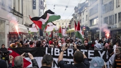 Los activistas que hicieron la foto que Netanyahu no quería de Eurovisión: “Darle voz a a un Estado genocida destruye los valores europeos”