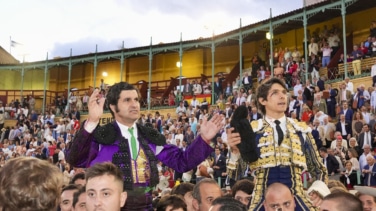 Sobrevuela el rabo de Jerez de Morante