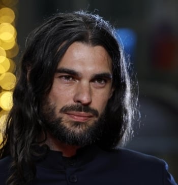 Oliver Laxe, el cineasta español que ha convertido Cannes en una 'rave'