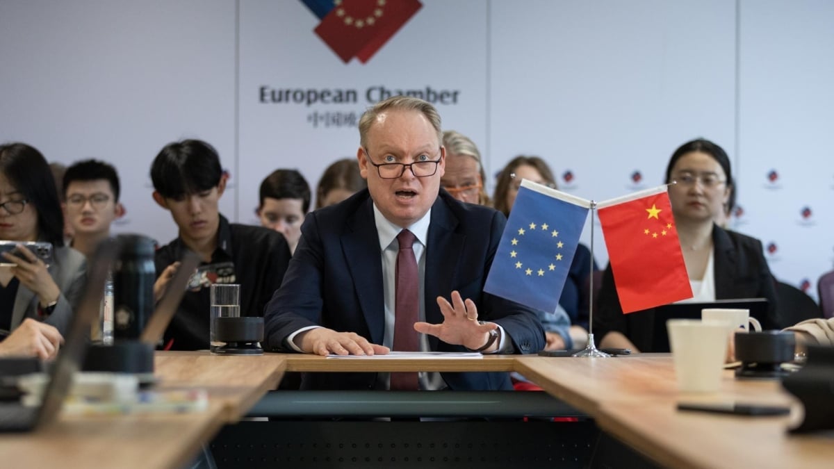 Las empresas europeas en China sufren más por los aranceles de Pekín que por los de EEUU: "Hay dependencias cruciales"