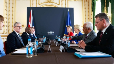 La UE y Reino Unido acuerdan el principio del fin del Brexit
