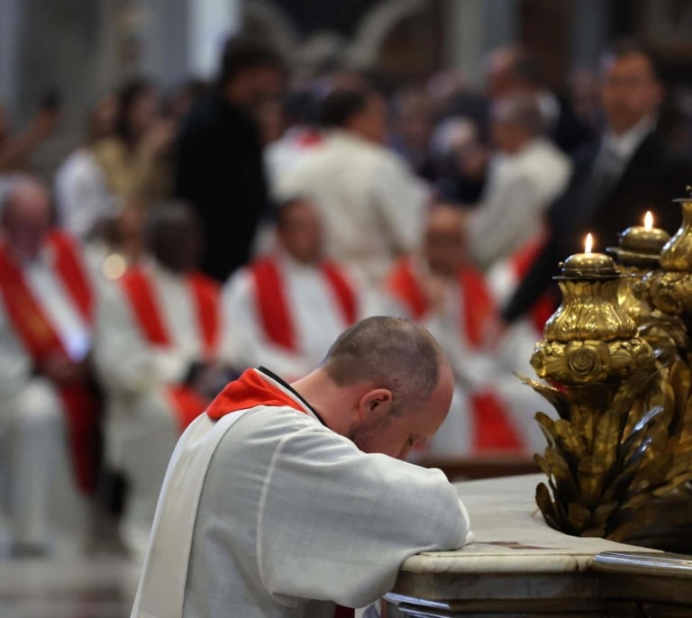Una nueva ley en Washington exige a los sacerdotes romper el secreto de confesión ante el abuso infantil