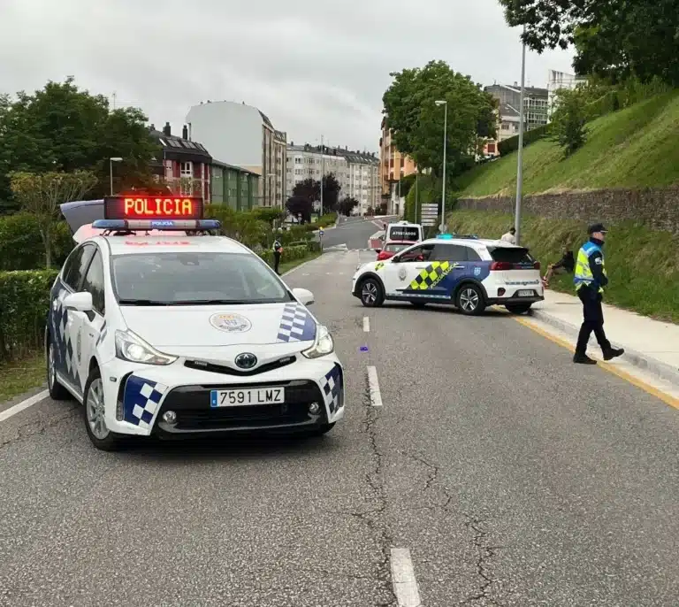 Motoristas cazados en Lugo por circular a 160 km/h en zona limitada a 70