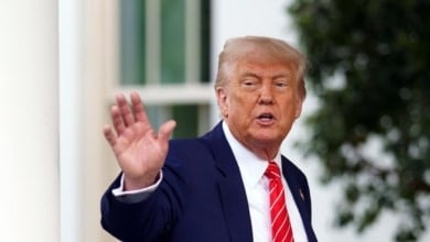 Trump anuncia que va a levantar las sanciones contra Siria: "Me lo han pedido amigos míos"