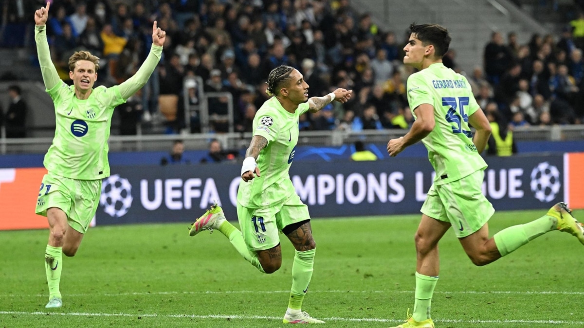 Raphinha, jugador del Fútbol Club Barcelona, celebrando un gol frente al Inter de Milán en las semifinales de la Champions League