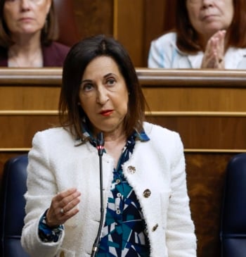 Robles apoya la ley de embargo de armas a Israel pero rebaja [...]