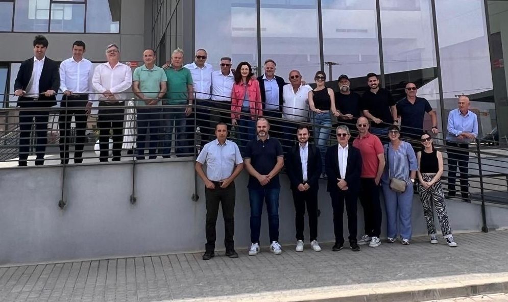 Granada La Palma visita las instalaciones de Azura para dialogar sobre prácticas y perspectivas del cultivo del tomate