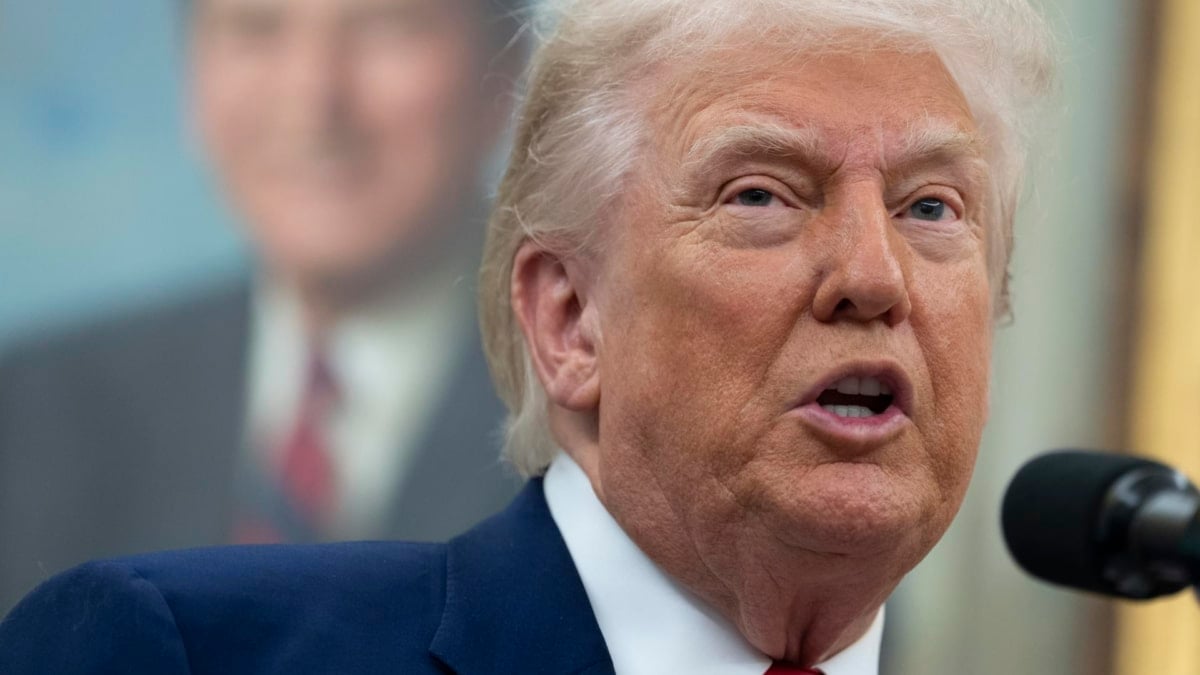 El Supremo de EEUU permite a Trump retirar la residencia temporal a 532.000 migrantes
