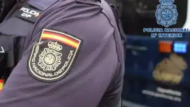 Jubilado bombero detenido tras atrincherarse y amenazar con quemar su casa