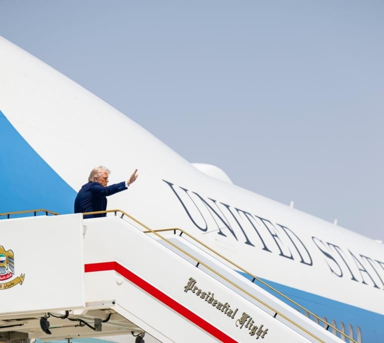 Todas las preocupaciones alrededor del avión regalo de Qatar que Trump ha aceptado recibir