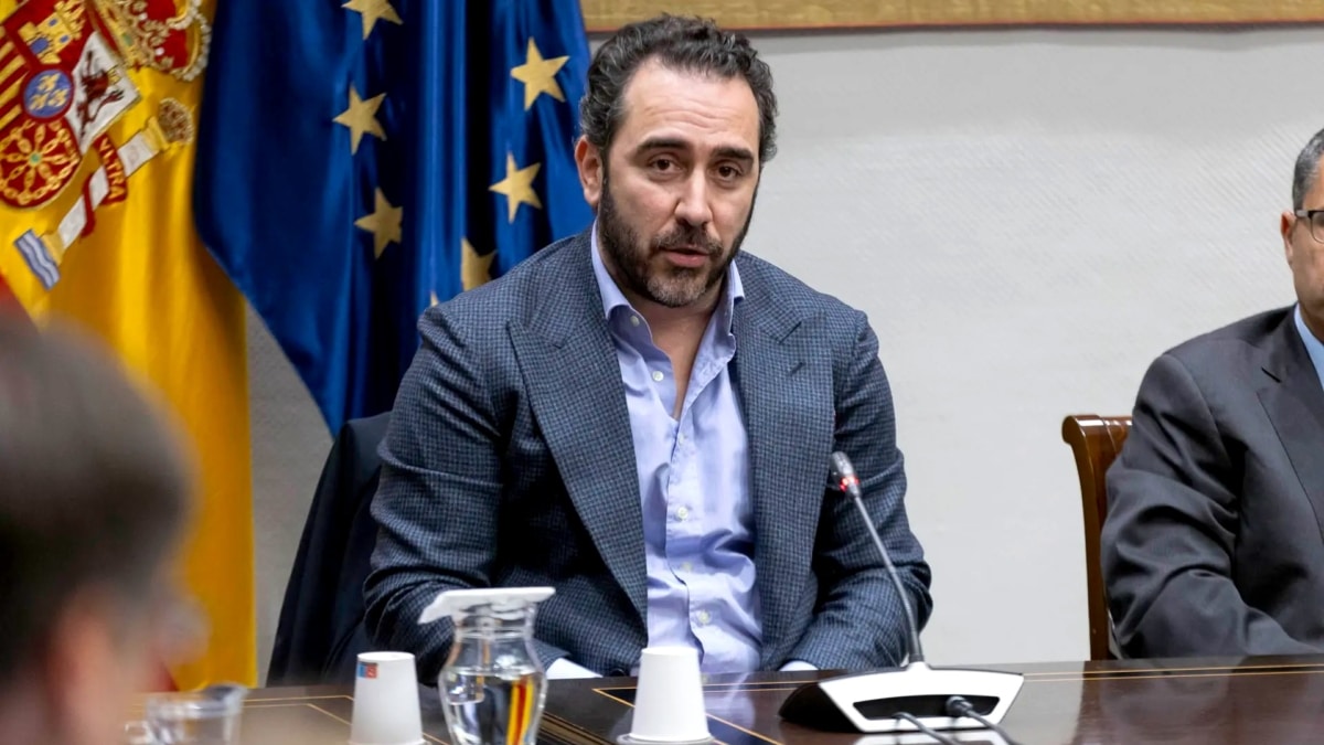 Foto de archivo del Víctor de Aldama tomada el 30 de enero, cuando compareció en el Parlamento de Canarias