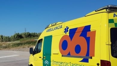 Sucesos. Muere un motorista de 57 años tras colisión en la A-7 en Torrox (Málaga)