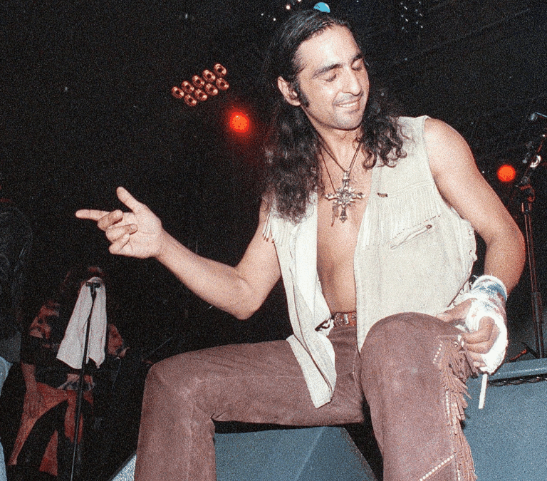 Alcohol, drogas y tristeza, la sobredosis letal de Antonio Flores
