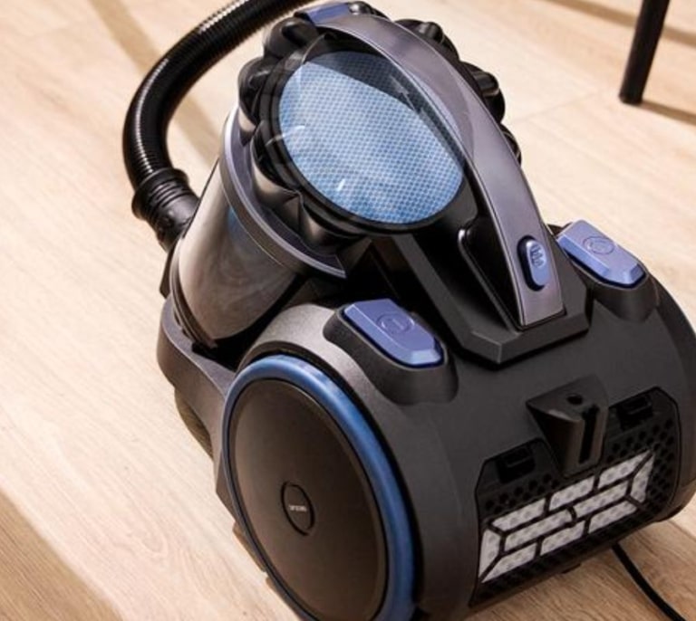 El aspirador de trineo de Cecotec es lo que necesitas para acabar con la suciedad de una vez por todas ¡y por solo 80€!