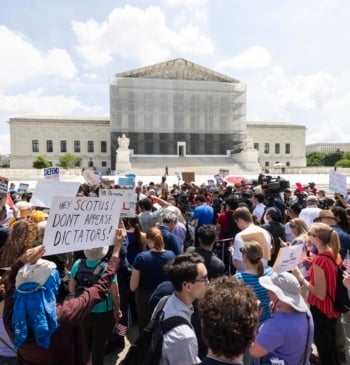 Trump enfrenta su primer gran examen ante el Supremo: ¿puede un solo [...]