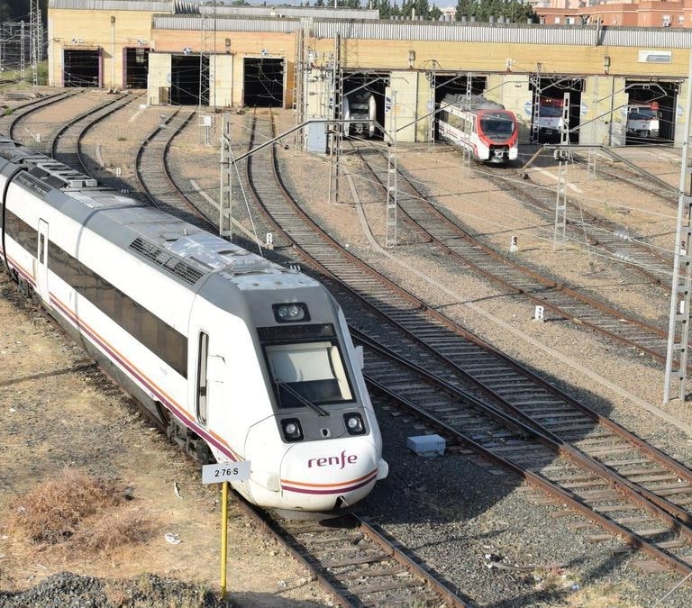 Retrasos y cancelaciones en los trenes de Cercanías de Sevilla