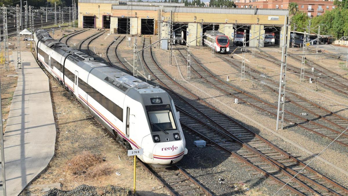 Retrasos y cancelaciones en los trenes de Cercanías de Sevilla