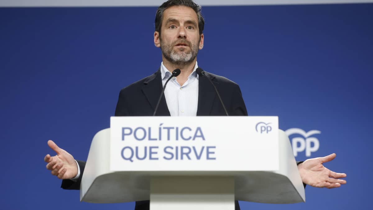 El portavoz nacional del PP, Borja Sémper durante la rueda de prensa ofrecida este lunes, tras la reunión del Comité de Dirección del PP