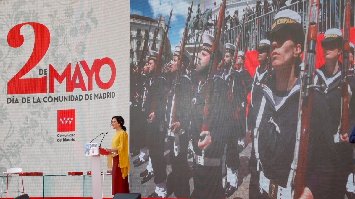 Ayuso: "El pueblo de Madrid está dolido, echa de menos al Ejército"