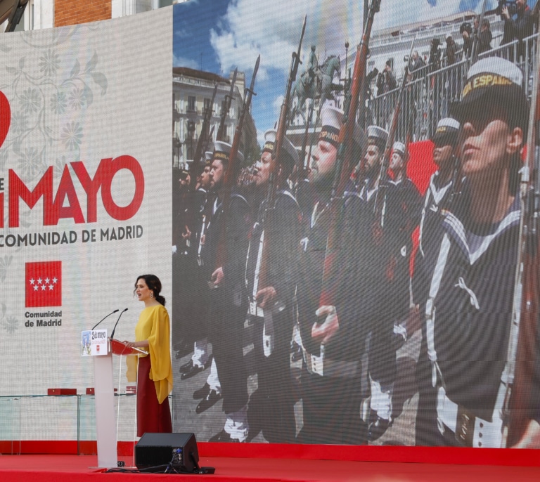 Ayuso: "El pueblo de Madrid está dolido, echa de menos al Ejército"