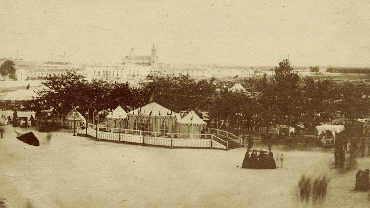 Exhiben la primera foto realizada en la Feria de Abril de Sevilla, en 1859