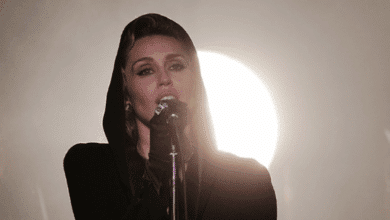 Miley Cyrus estrena por sorpresa su nuevo álbum en un evento de TikTok