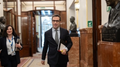 El Congreso convalida el decreto antiaranceles del Gobierno gracias al apoyo de Junts y la abstención de Podemos