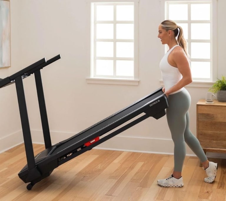 El sencillo truco para hacer deporte en casa está en Amazon ¡rebajado 165€!