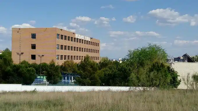 Padres de un colegio de Madrid piden anular un curso sobre abusos a menores por una investigación en curso