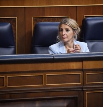 El silencio de Yolanda Díaz ante el escándalo de la 'fontanera' de [...]