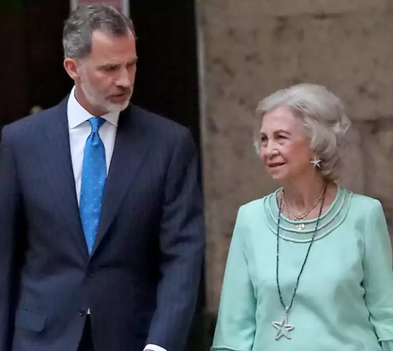 Felipe VI, preocupado por la reina Sofía ante el estado de la princesa Irene