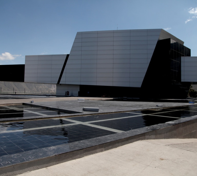 Por la cintura cósmica del sur