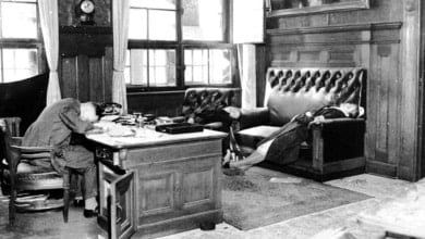 La epidemia de suicidios de alemanes que alentó la única verdad de Goebbels