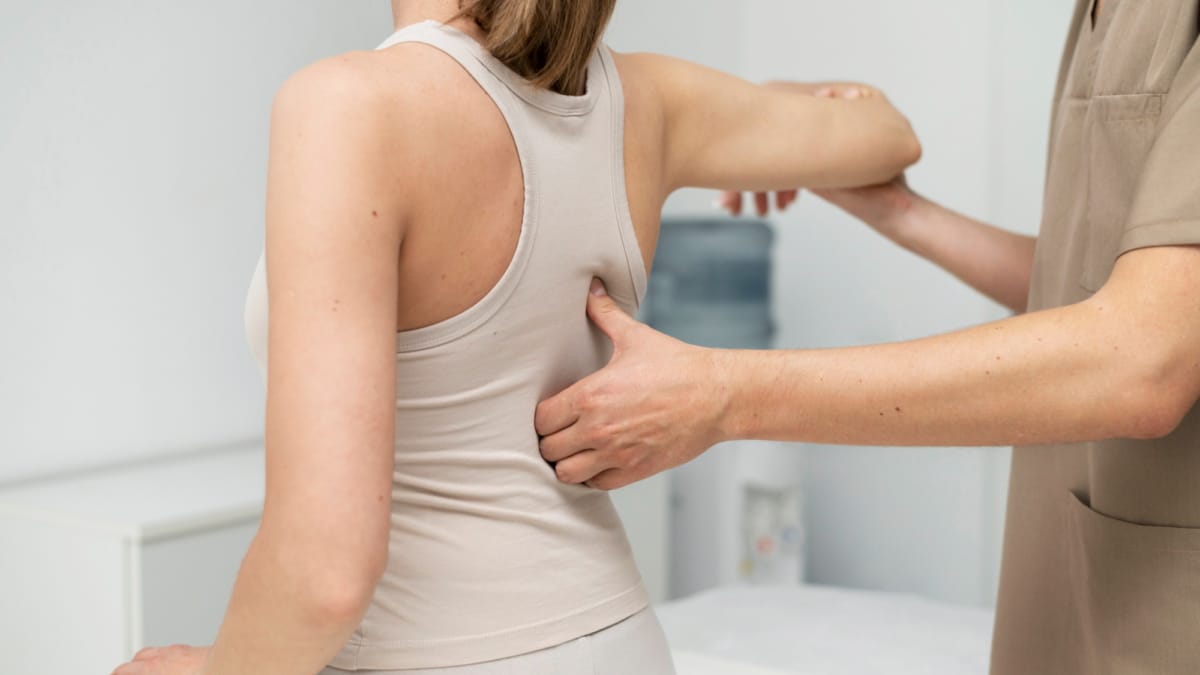 Las implicaciones que puede tener la escoliosis en el día a día