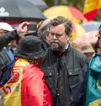 Espinosa de los Monteros ignora a Vox en su último libro, que [...]