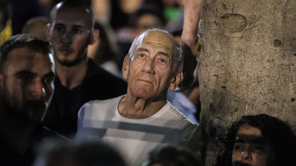 El ex primer ministro Ehud Olmert estalla: "Israel está cometiendo crímenes de guerra en Gaza"