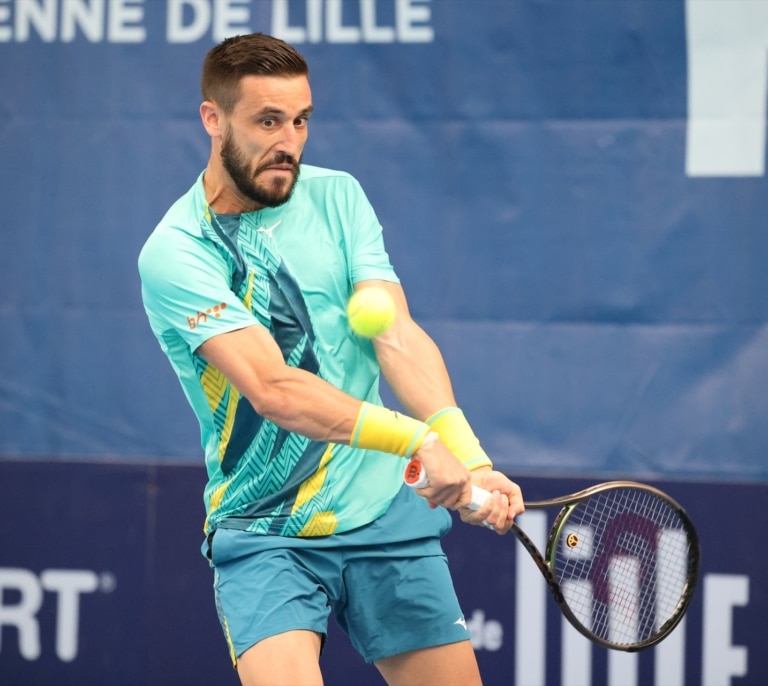 ¿Quién es Damir Dzumhur?