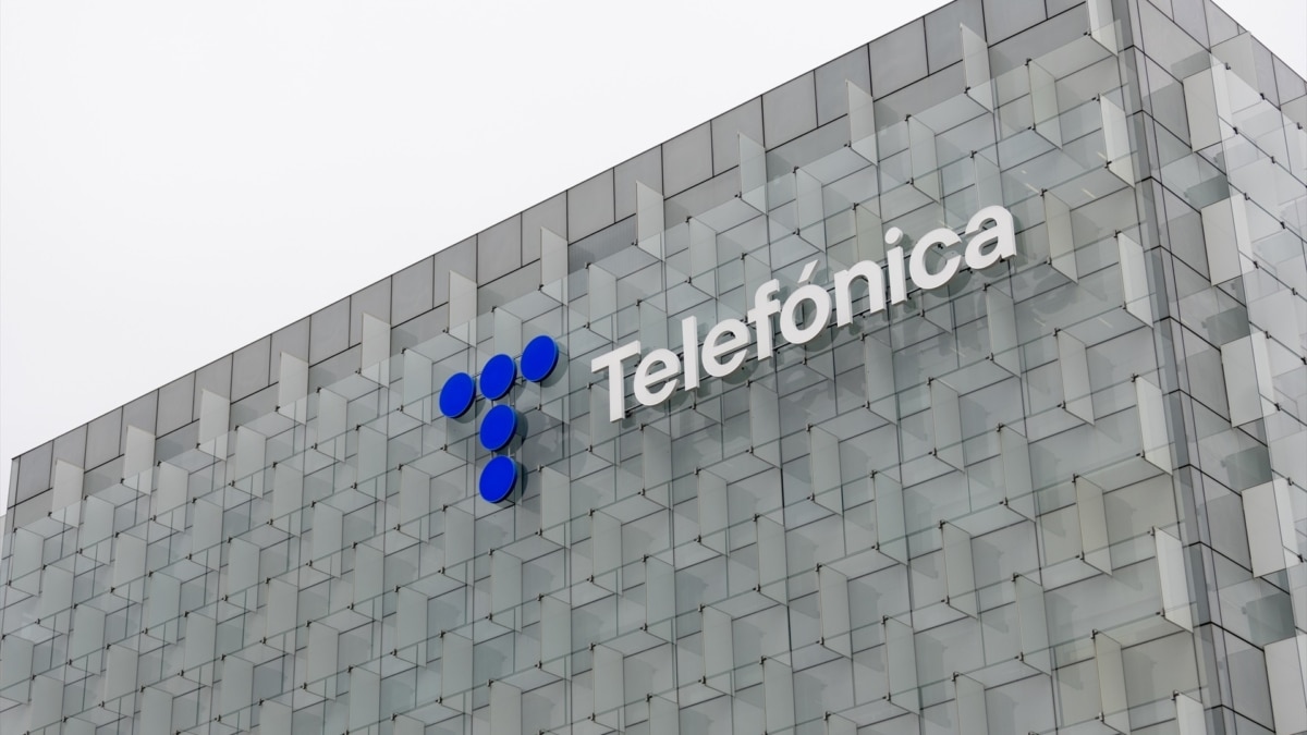 Telefónica pierde 1.731 millones en las primeras cuentas de Murtra por las ventas de Perú y Argentina