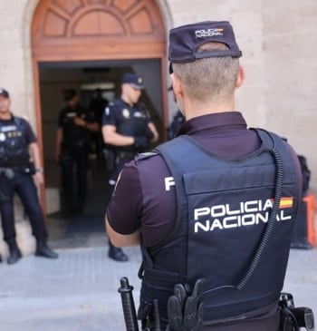 Muere una persona al caerse de la azotea de un hotel en [...]