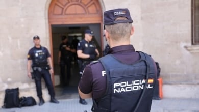 Muere una persona al caerse de la azotea de un hotel en Las Palmas mientras se hacía un selfie