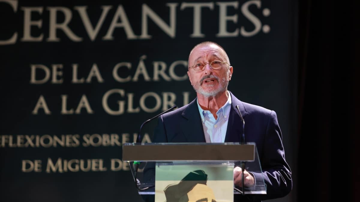 Arturo Pérez-Reverte anuncia un nuevo libro del Capitán Alatriste