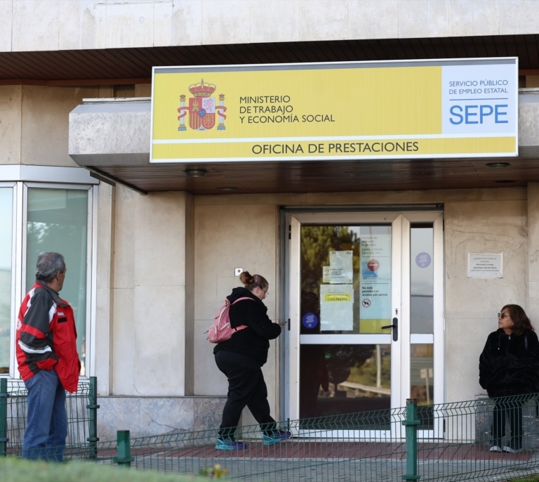 El SEPE recuerda cuáles son los requisitos para obtener el subsidio de mayores de 52 años