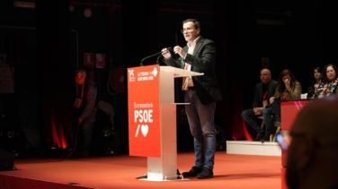 Gallardo no tendrá que dejar sus cargos en el PSOE extremeño pese a estar procesado porque se cambiaron los estatutos en diciembre